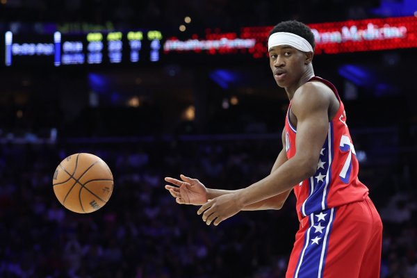 股票明天走势 有活力！埃奇库姆14中7得16分9板5助3断1盖帽 正负值为+11